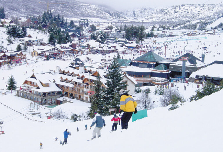 Nieve técnica en el Cerro Catedral: la apuesta a la previsibilidad frente a la temporada inminente