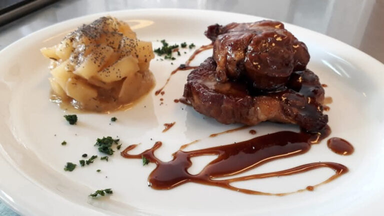 Identidad patagónica: El Bolsón será sede de una masterclass gastronómica para sumar carne de capón a los menús locales