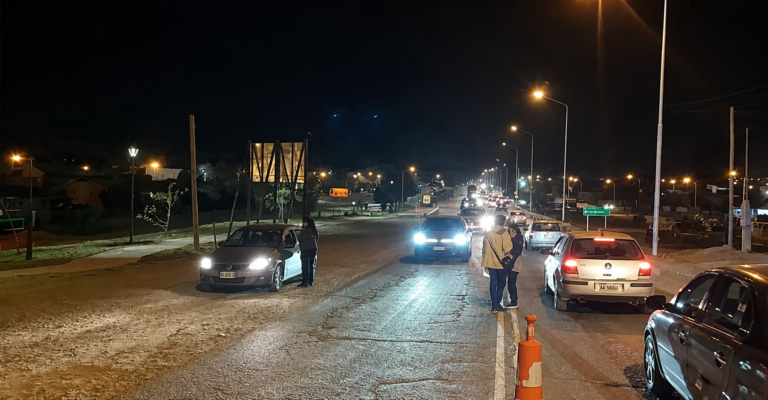 Controles de alcoholemia en Bariloche: quince conductores dieron positivo y un automovilista registró casi el triple de lo permitido