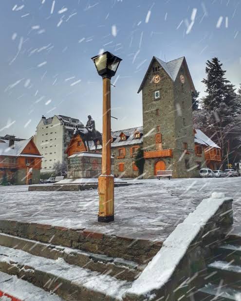 Alerta meteorológica en Bariloche y la región: el Servicio Meteorológico Nacional prevé fuertes lluvias y nevadas persistentes