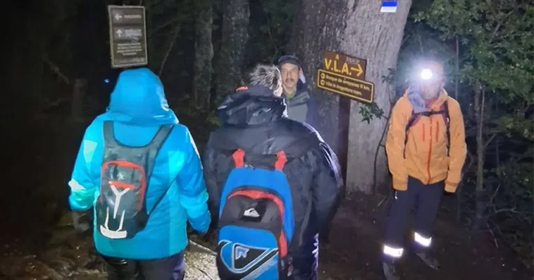 Drama en Villa La Angostura: rescataron a un grupo de turistas neuquinos perdidos en la Península de Quetrihué