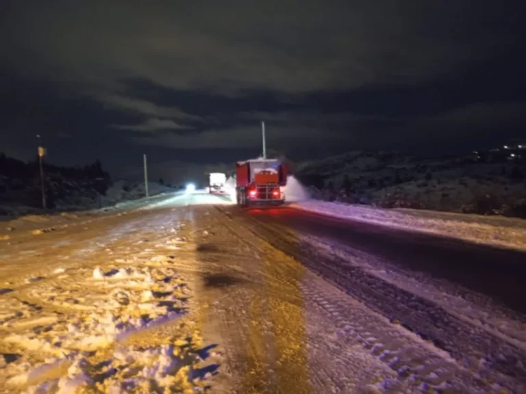 Nieve, barro y hielo: piden extremar las precauciones para circular por las rutas de la cordillera rionegrina