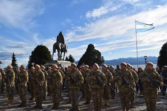 Esperando el 9 de Julio: la Escuela Militar de Montaña convoca a toda la comunidad a su tradicional Velada Patriótica