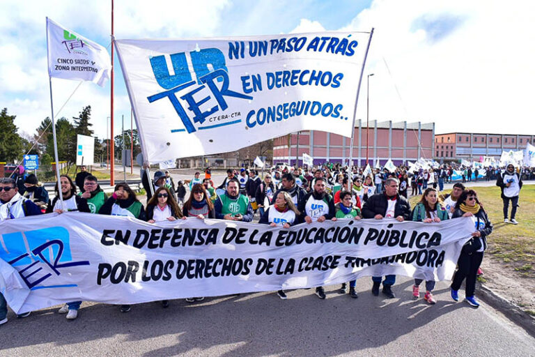 Educación activó un registro online para controlar la asistencia en medio del paro docente de UNTER