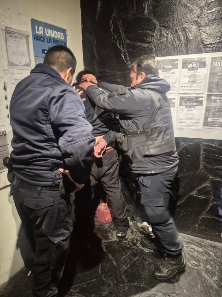 La Policía detuvo en Bariloche al autor de un violento robo calificado tras una persecución