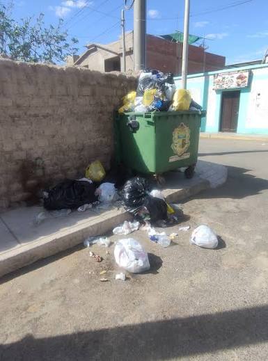 Sanciones y controles por arrojar residuos fuera de los cestos en Bariloche