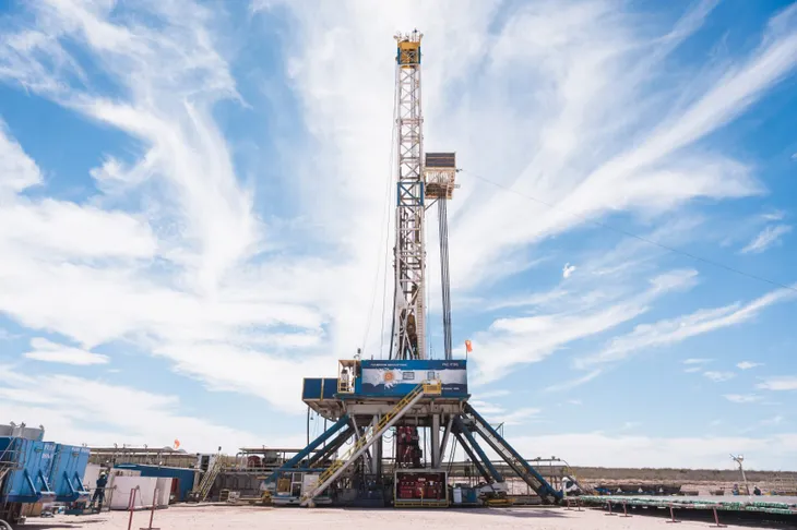 Giro histórico en el comercio exterior: el petróleo de Vaca Muerta quedó a un paso de destronar a la soja