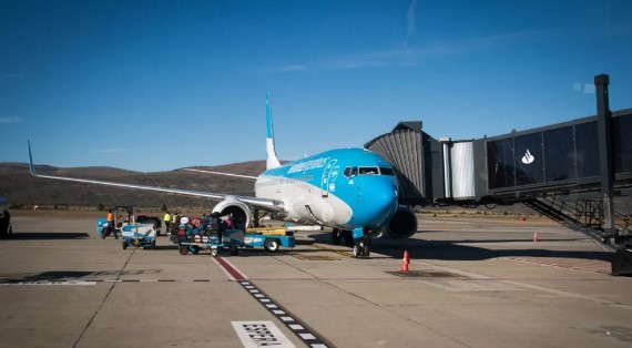 Bariloche fue el aeropuerto del interior con más pasajeros de cabotaje durante agosto