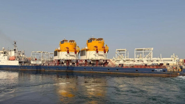 Llegan las monoboyas del proyecto VMOS a Punta Colorada: así funcionará el sistema para exportar el petróleo de Vaca Muerta