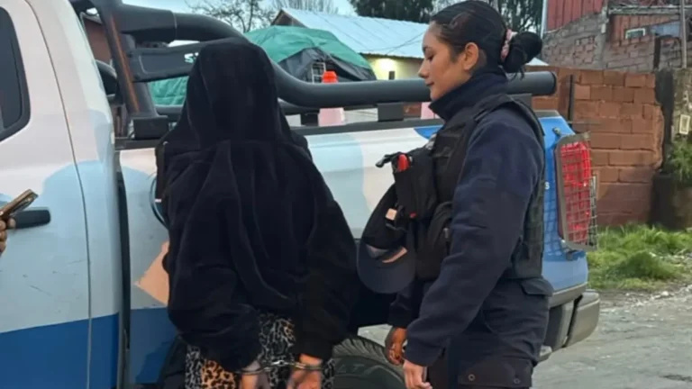 Una fuga a alta velocidad, dos choques y una detenida tras una persecución policial en Bariloche