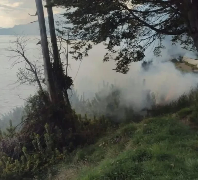 Rige la prohibición total de quemas en Bariloche, Dina Huapi y Llanquín a partir del lunes